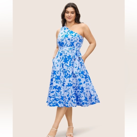 BloomChic Dresses & Skirts - Bloomchic Silhouette Floral Print One Shoulder Belted Dress XL us14-16
